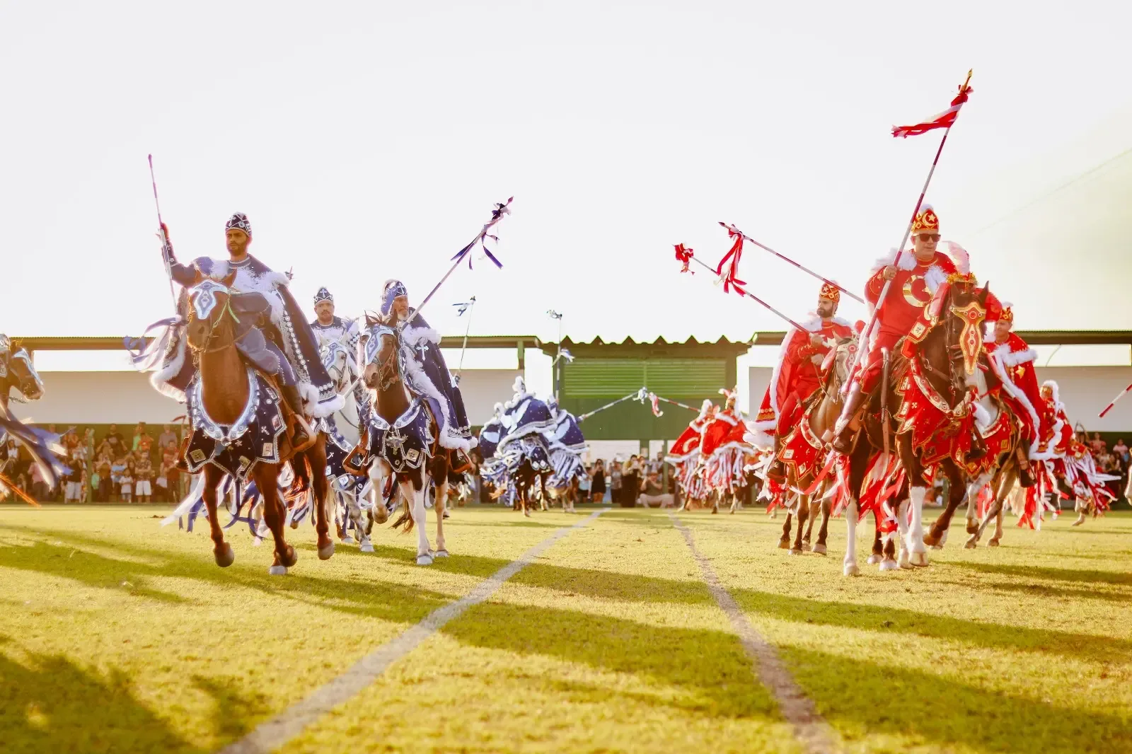 Silvânia recebe encerramento do Circuito das Cavalhadas de Goiás
