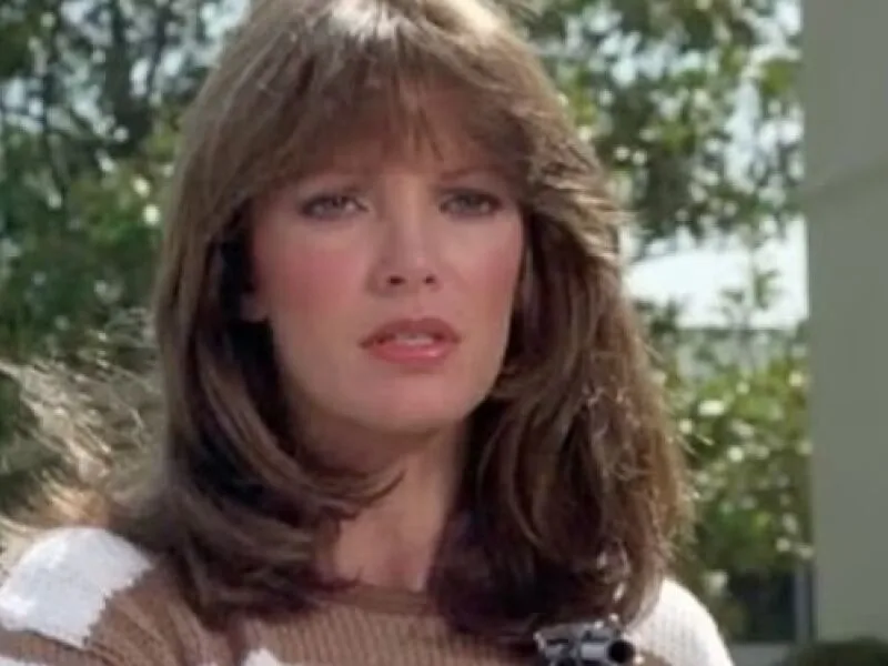 Jaclyn Smith relata TOC ligado ao medo de perder familiares