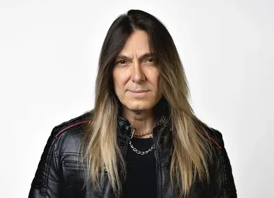 Edu Falaschi diz que “Aurora Consurgens” é o álbum do Angra que menos ouve