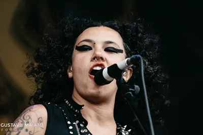Fernanda Lira relembra conflito sobre blues que encerrou seus estudos em jornalismo