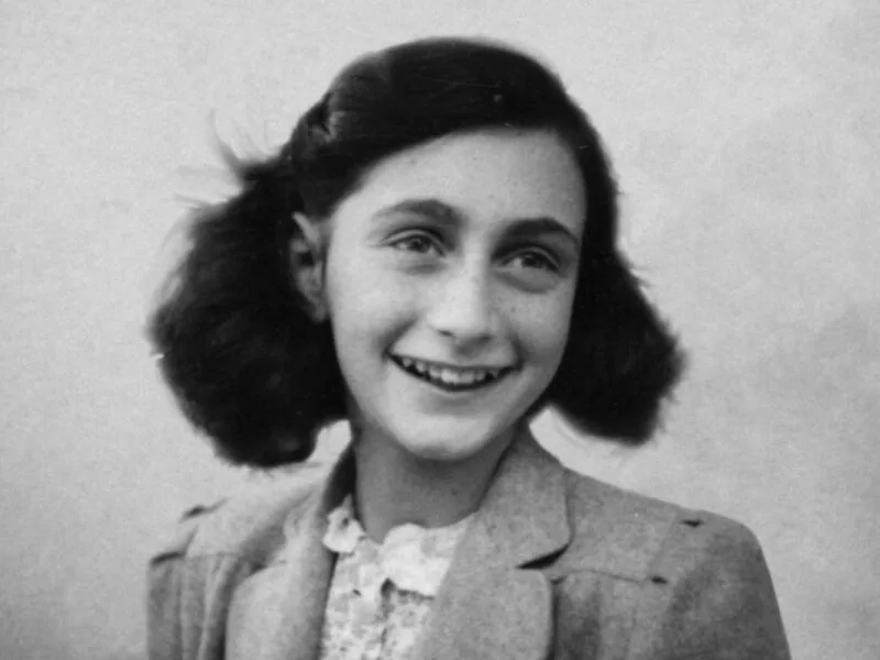 Instituições reagem a comentário sobre O Diário de Anne Frank na Bienal
