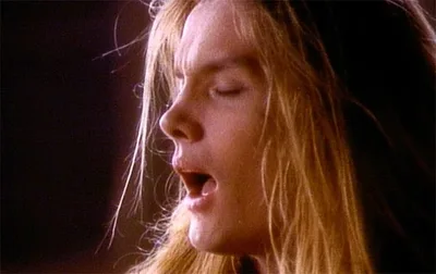 James LaBrie elogia a voz de Sebastian Bach, ex-Skid Row