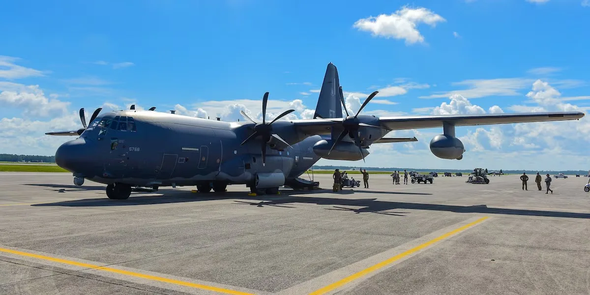Aeronave dos EUA usada na captura de Maduro participa de exercício em MS