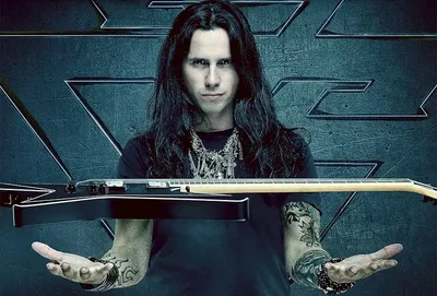 Talk-box de Frampton virou marco na formação musical de Gus G.