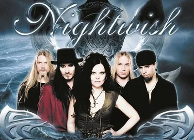 Anette Olzon retoma repertório do Nightwish sem esconder seu jeito no palco