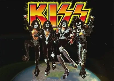 Peter Criss questionou quando os personagens passaram a ocupar o lugar da música
