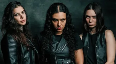 Crypta prepara single inspirado por conversa com Angela Gossow