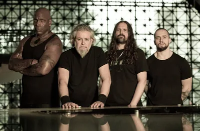 João Nogueira defende toda a discografia do Sepultura e espera reunião