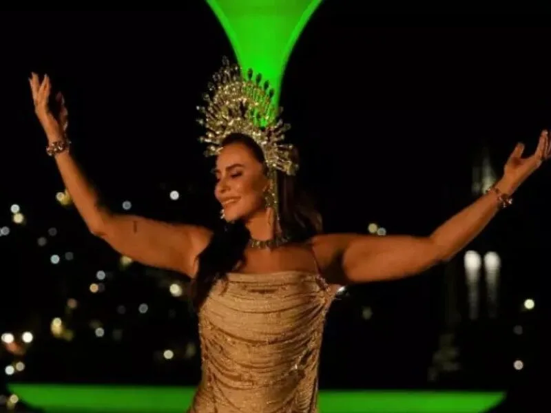 Paolla Oliveira assume posto de rainha de bateria da Imperatriz no carnaval 2027
