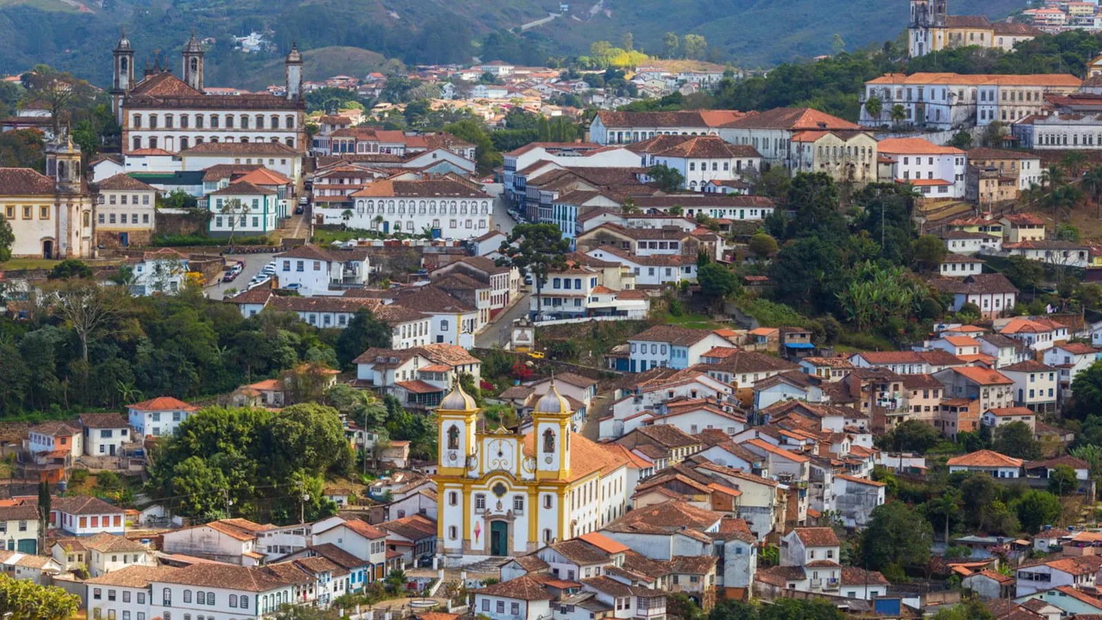 Ouro Preto preserva legado do ouro e recebe 1,5 milhão de visitantes por ano