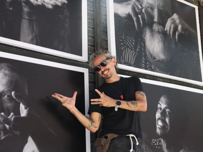 Exposição de Rogério Alves ocupa a Rua da Imperatriz com 17 fotografias