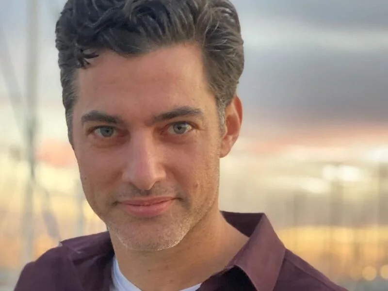 Ator israelense Guy Kapulnik morre em acidente aéreo na Califórnia