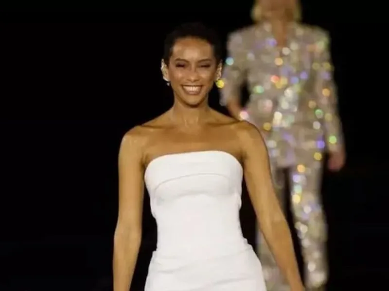 Taís Araujo estreia cabelo curto em desfile da L’Oréal Paris