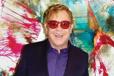“Skyline Pigeon” volta ao palco e marca 19º show de Elton John no Brasil