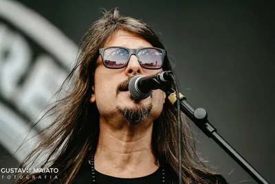 Dominguinhos ganha de Luiz Gonzaga na escolha de Rafael Bittencourt para o Van Halen brasileiro