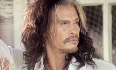 Steven Tyler passou de rejeitar a comparação com Jagger a celebrá-la