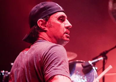 Dave Lombardo aponta John Bonham como seu baterista número um