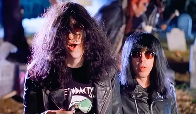 Cheetah Chrome, do Dead Boys, aparece em clipe dos Ramones
