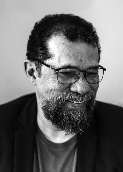 Romance de Waldomiro J. Silva Filho encara a culpa de sobreviver à ditadura