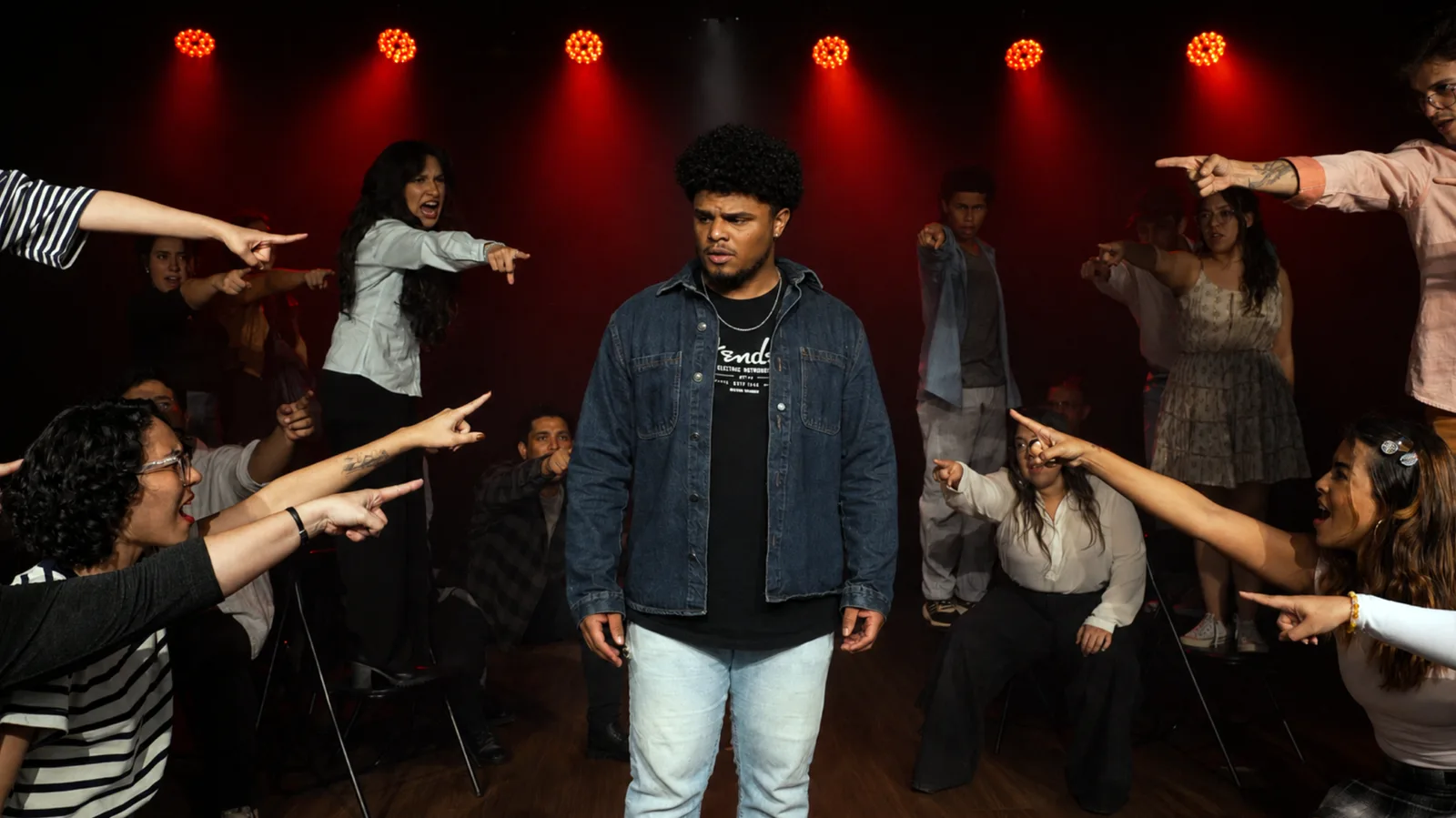 Musical autoral sobre escolhas estreia em Brasília com 20 canções inéditas