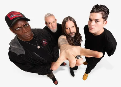 Sepultura reduz show final em São Paulo de 40 mil para pouco mais de 9 mil lugares
