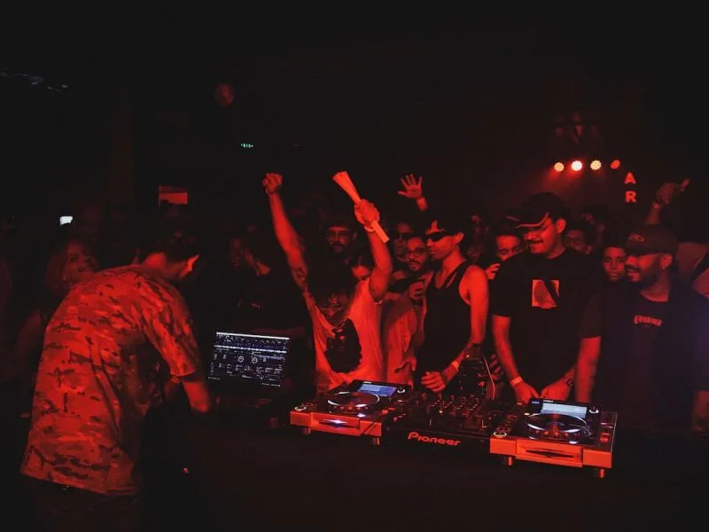 ROTAS reúne nomes do underground eletrônico no Bairro do Recife
