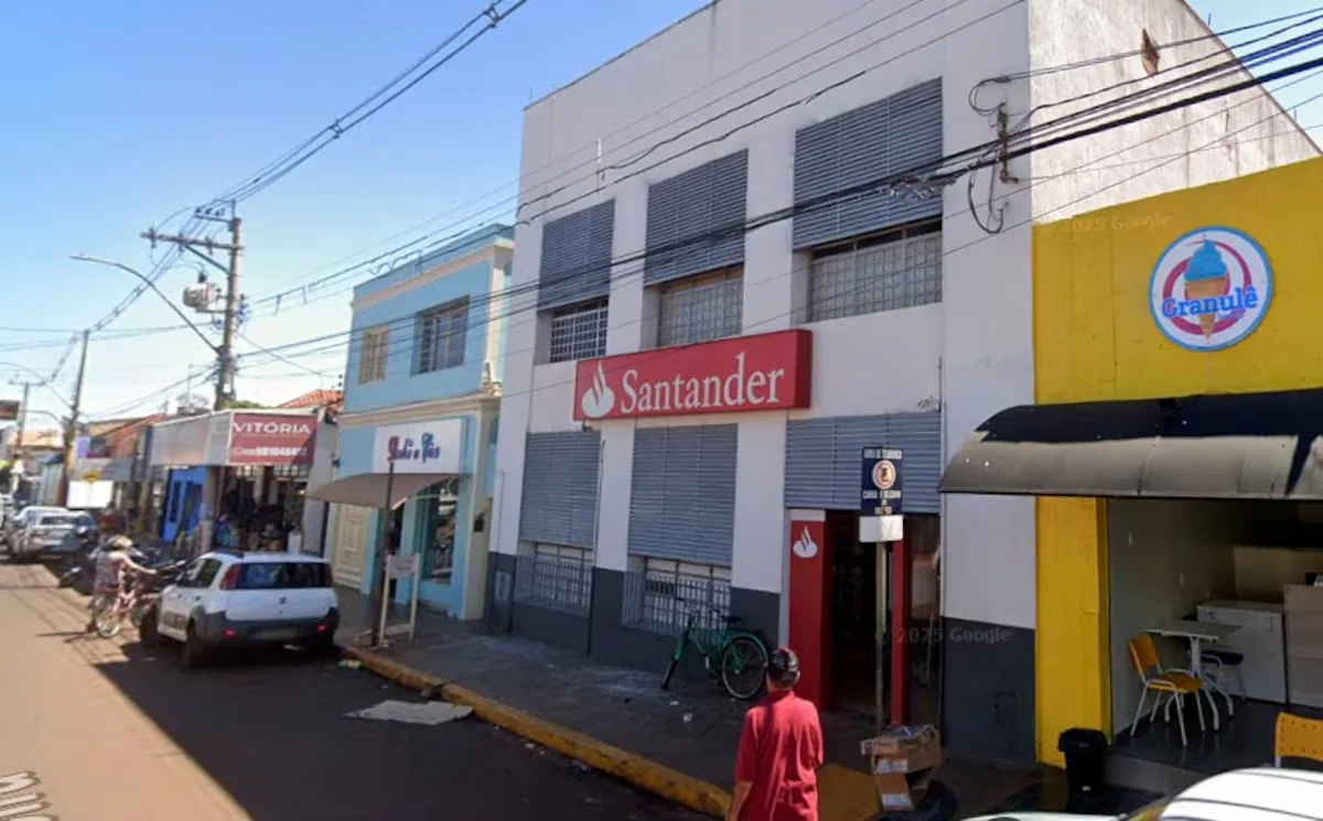 Gerente de banco e namorado são presos em investigação sobre desvios em SP