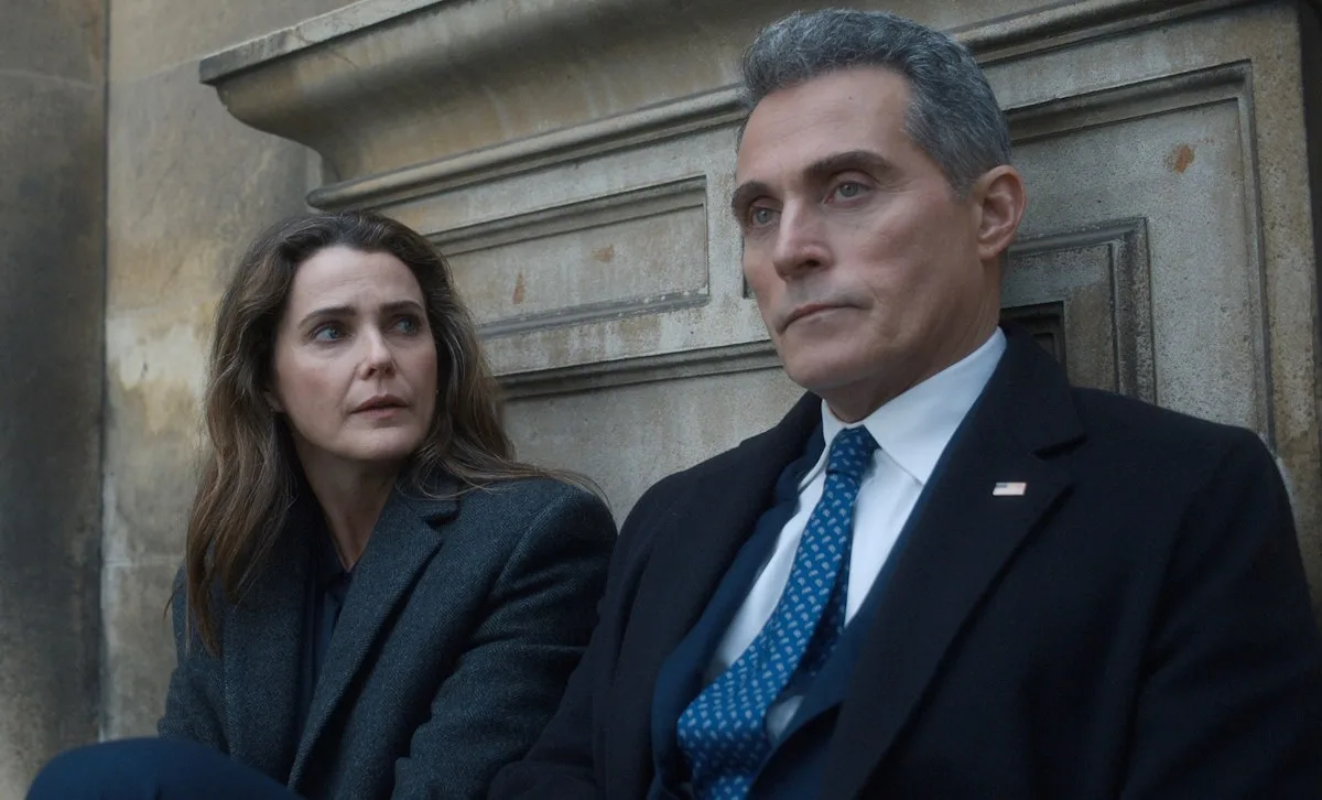 Kate Wyler desafia a nova ordem da Casa Branca em “A Diplomata”