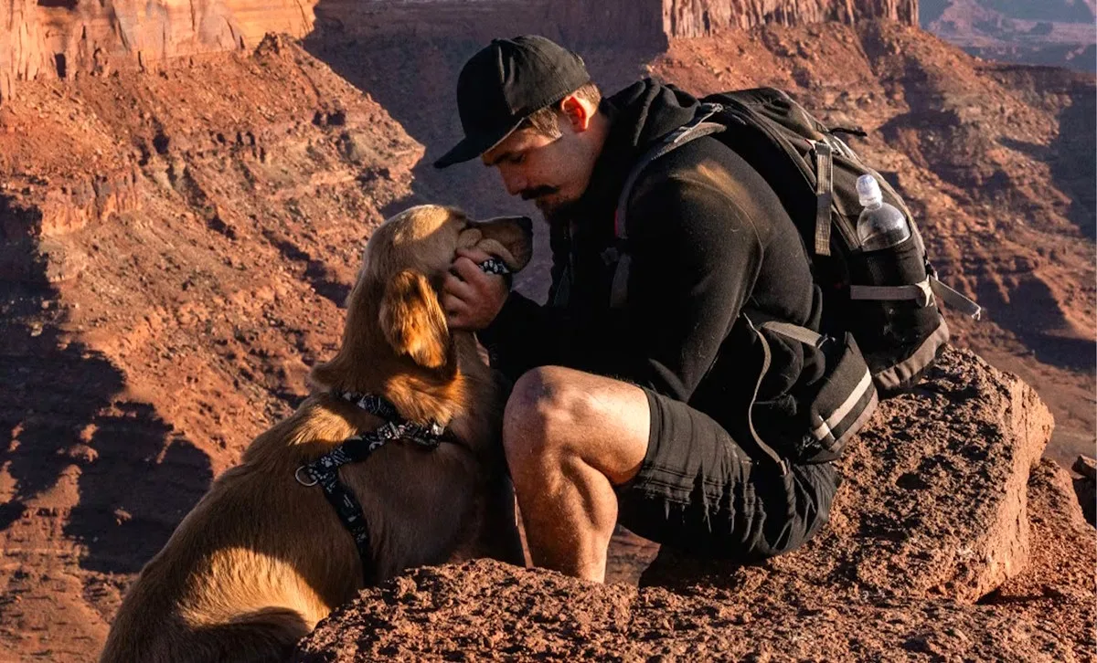 Teaser mostra Nicolas Prattes como Jesse Koz em viagem com Shurastey