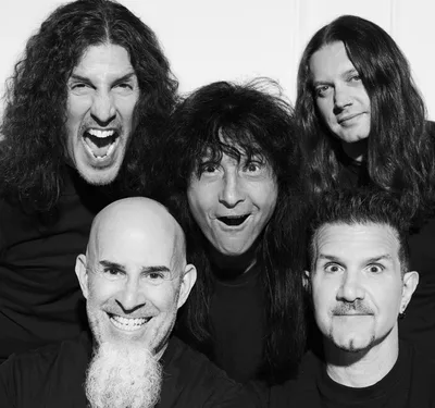 Scott Ian relembra influência dos Ramones na formação do Anthrax