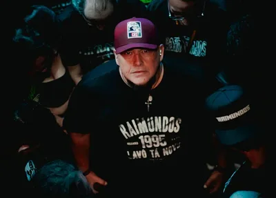 Digão critica lacunas históricas em documentário dos Raimundos