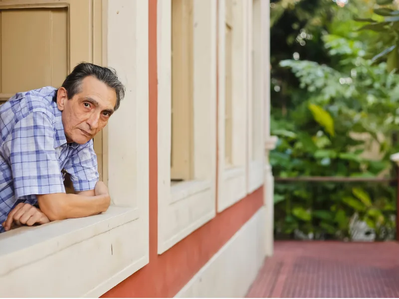 João Câmara transforma lembranças em romance ambientado na cidade fictícia de Neves
