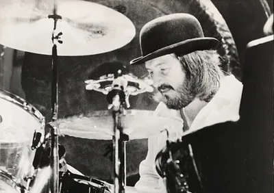 John Bonham resumiu o espírito do Led Zeppelin com um riff dos Kinks